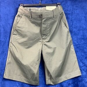 NWT Goodfellow & Co. Size 28 Men’s Army Green Tech Shorts 10.5 inch inseam
